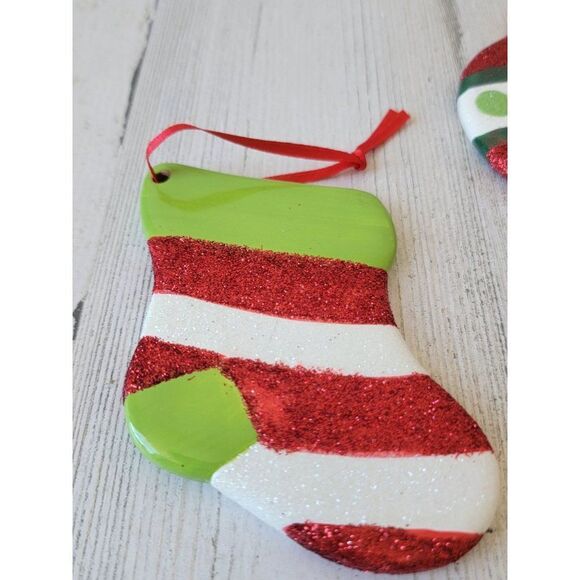 Ceramic red white striped stocking ball ornament Xmas set - Picture 4 of 6